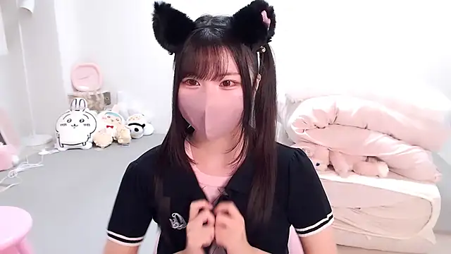 Snapshot of moka-neko chatting on September 2025 11:59:02 AM moka-neko online show from September 2025 11:59:02 AM