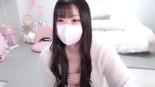 moka-neko online show from November 2025 01:15:02 PM