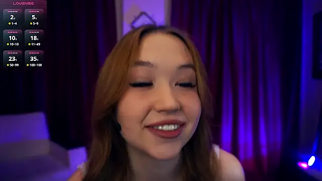 ShariTietge online show from November 2025 08:10:01 PM