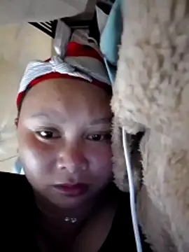 -Kitty-92 online show from November 2025 09:47:01 PM