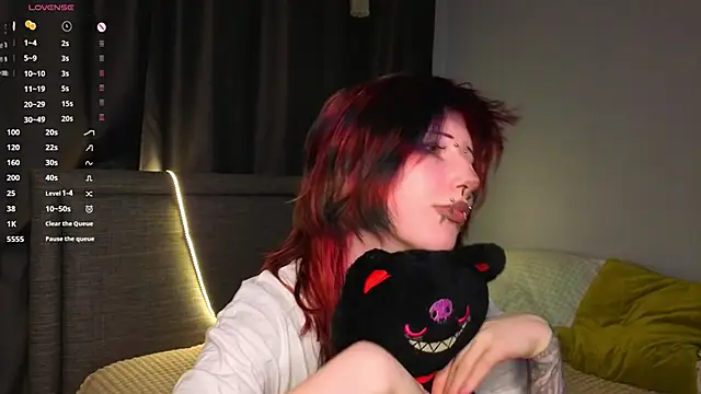 KandraCruser online show from December 2025 08:16:02 PM