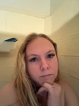 Snapshot of roughdiamond35 chatting on October 2025 04:24:02 PM roughdiamond35 online show from October 2025 04:24:02 PM