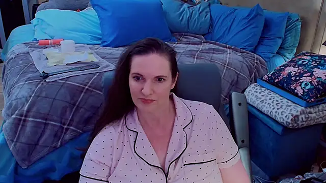Snapshot of ninajaymes chatting on June 2026 10:49:02 PM ninajaymes online show from June 2026 10:49:02 PM