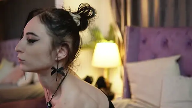 SaraiAngel online show from April 2026 08:39:01 PM