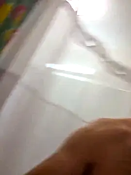 Snapshot of Longdongsilver_323 chatting on September 2025 11:39:02 PM Longdongsilver 323 online show from September 2025 11:39:02 PM