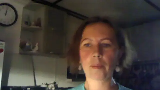 Snapshot of Loxiva chatting on October 2025 03:57:02 PM Loxiva online show from October 2025 03:57:02 PM