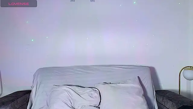 Dulce Bella  online show from October 2025 08:19:02 PM