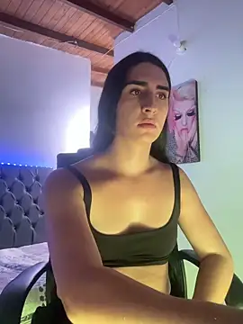 Snapshot of lola_diez chatting on November 2025 12:35:02 AM lola diez online show from November 2025 12:35:02 AM