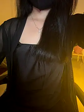 Ngoc Quynh 18 online show from September 2025 04:21:02 PM