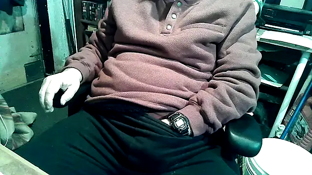 georgew62 online show from February 2026 08:54:01 PM