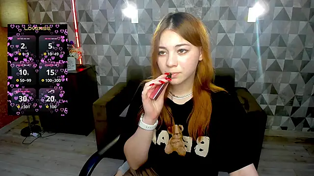 AnnaStills online show from February 2026 01:07:01 PM