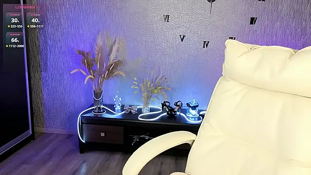 Snapshot of NikkiiStill chatting on November 2025 04:14:02 AM NikkiiStill online show from November 2025 04:14:02 AM