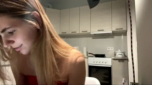 Denni Spilber online show from October 2025 05:20:02 PM