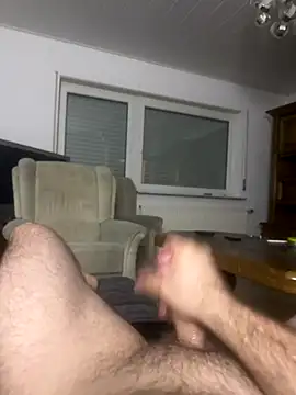 Snapshot of flamur_albania chatting on November 2025 08:46:02 PM flamur albania online show from November 2025 08:46:02 PM