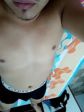 Alexboy022025 online show from September 2025 10:12:02 PM