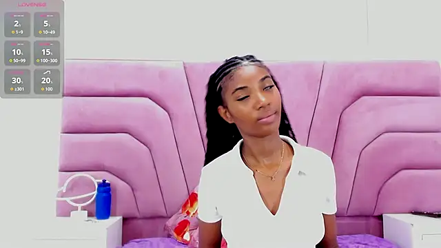 MarianRosse online show from October 2025 08:06:02 PM