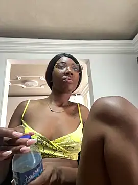 MarianRosse online show from December 2025 07:42:01 PM