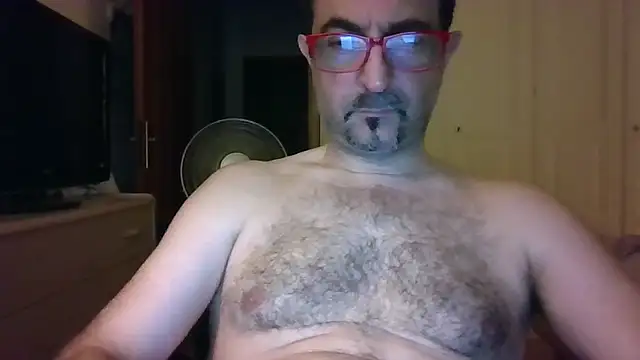 Snapshot of max_im69 chatting on July 2026 10:35:01 PM max im69 online show from July 2026 10:35:01 PM