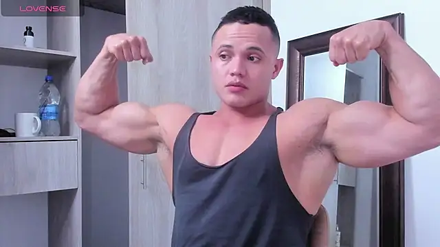 KingLevi01 online show from October 2025 09:57:01 PM