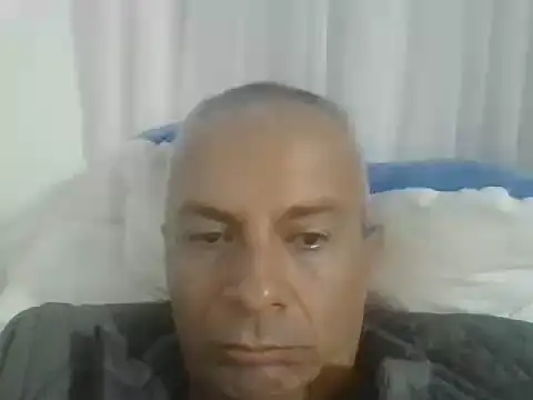 Snapshot of ALFRERM chatting on November 2025 11:48:01 PM ALFRERM online show from November 2025 11:48:01 PM