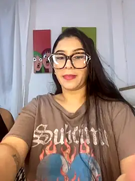 Snapshot of Sweet_and_Rous0 chatting on October 2025 04:24:01 AM Sweet and Rous0 online show from October 2025 04:24:01 AM