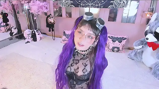 BizzyNoar online show from February 2026 06:36:02 AM