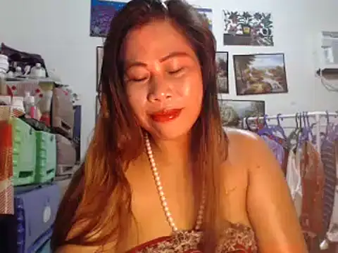 Snapshot of filipina_beauty chatting on September 2025 08:53:02 PM filipina beauty online show from September 2025 08:53:02 PM