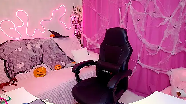 MaryamXSX online show from October 2025 01:17:01 AM