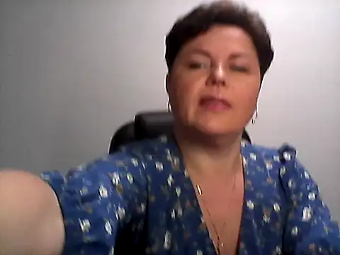 Snapshot of EllaLove2277 chatting on November 2025 03:51:01 PM EllaLove2277 online show from November 2025 03:51:01 PM