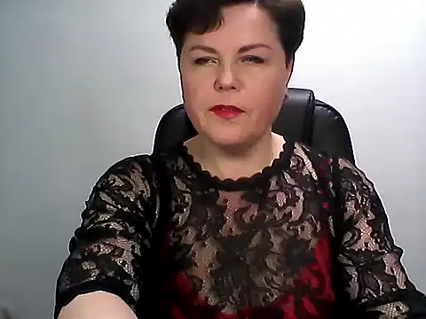 Snapshot of EllaLove2277 chatting on November 2025 01:12:02 PM EllaLove2277 online show from November 2025 01:12:02 PM