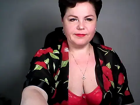 Snapshot of EllaLove2277 chatting on December 2025 06:49:01 PM EllaLove2277 online show from December 2025 06:49:01 PM