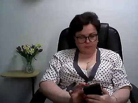 Snapshot of EllaLove2277 chatting on February 2026 06:54:02 AM EllaLove2277 online show from February 2026 06:54:02 AM