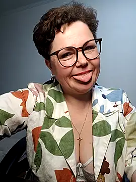 EllaLove2277 online show from April 2026 07:07:02 PM