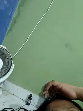 bitch-horny online show from February 2026 06:23:01 AM