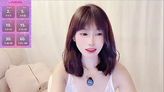 yuanbao a online show from February 2026 12:00:01 PM