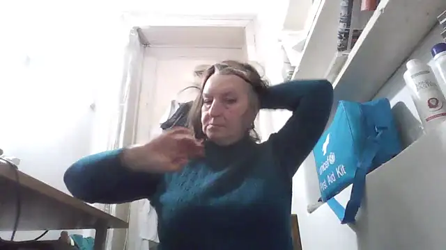 AnnaLive570 online show from February 2026 01:16:02 PM