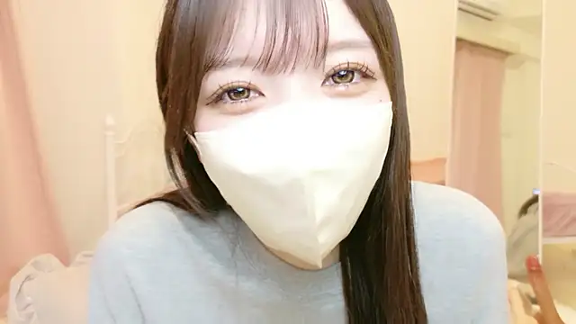 roachan  online show from February 2026 01:30:02 PM