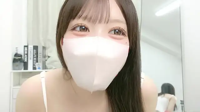 Snapshot of roachan_ chatting on July 2026 01:40:01 PM roachan online show from July 2026 01:40:01 PM