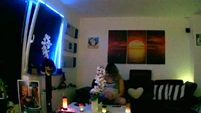 hellgirl1980 online show from November 2025 02:54:01 AM