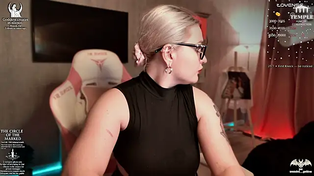 Wounded Goddess  online show from November 2025 06:07:01 PM