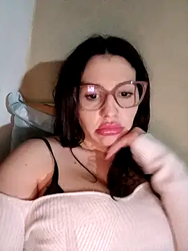 Snapshot of onlylucisfer chatting on September 2025 07:03:02 AM onlylucisfer online show from September 2025 07:03:02 AM