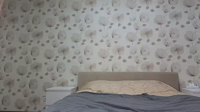 Snapshot of Annabel_theMoon chatting on October 2025 02:31:01 AM Annabel theMoon online show from October 2025 02:31:01 AM