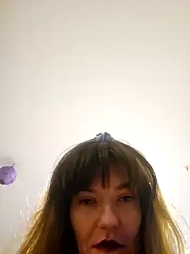 Blossom94 online show from November 2025 05:24:02 PM