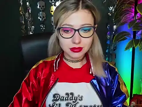 loveHeidi online show from October 2025 05:30:01 AM