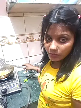 Snapshot of Rashmi_Pathak chatting on November 2025 04:11:02 AM Rashmi Pathak online show from November 2025 04:11:02 AM