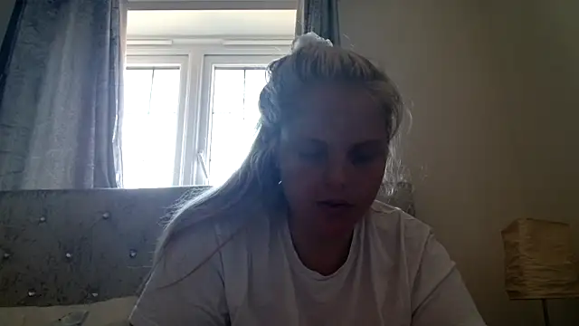 Dolliejayxx online show from September 2025 09:14:01 AM