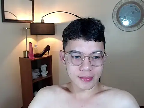 keirflorianxx online show from September 2025 06:07:01 AM