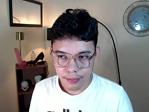 keirflorianxx online show from October 2025 02:03:02 AM