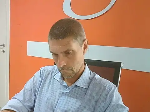 Snapshot of max79ve31 chatting on September 2025 03:34:01 PM max79ve31 online show from September 2025 03:34:01 PM