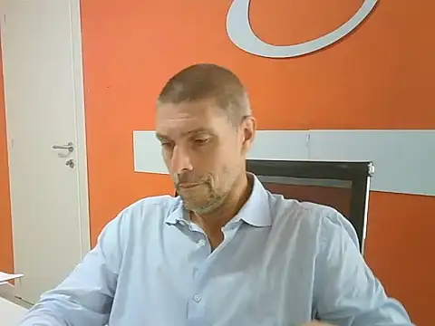 Snapshot of max79ve31 chatting on September 2025 11:57:01 AM max79ve31 online show from September 2025 11:57:01 AM